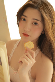欧美奶涨边摸边做爰视频